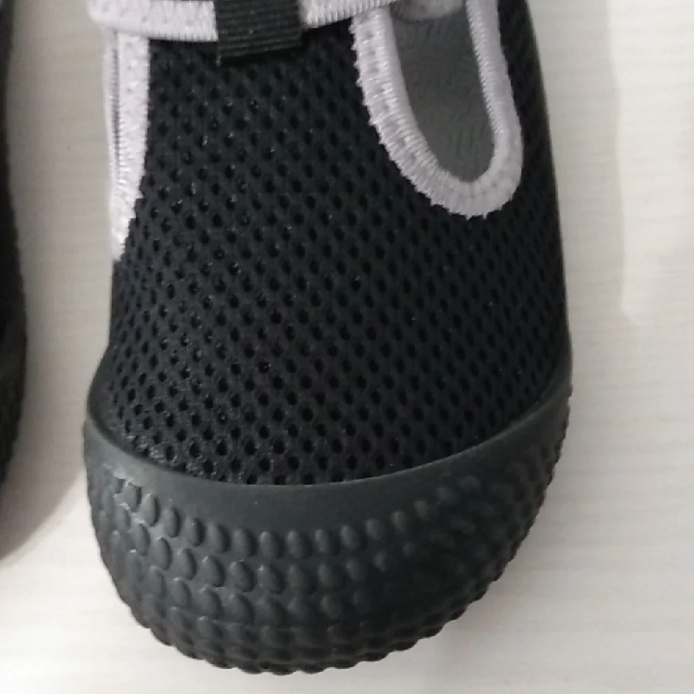 Cat & Jack Black and Gray Kids Water Shoes W/‎ Velcro Strap Size 11 - Cushioned